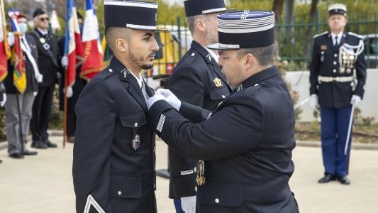 Le Groupement du Var et deux gendarmes récompensés pour leur bravoure