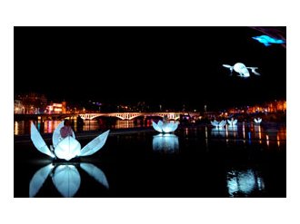 Nice : spectacle Les Luminéoles sur la Promenade du Paillon
