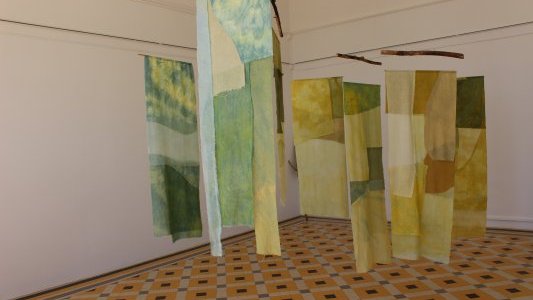 Au Domaine du Rayol, rencontre entre l'art et la nature avec Hélène Muller