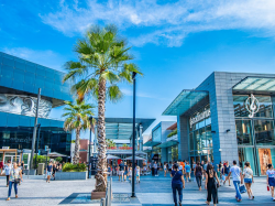 FREY acquiert Polygone Riviera : un centre commercial de plein air majeur en France