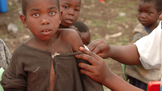 Vaccination : quarante pays à la traîne…