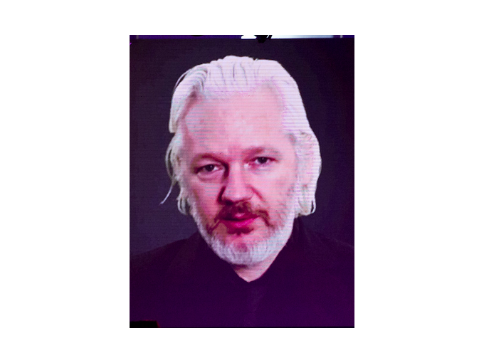 Julian Assange subit-il