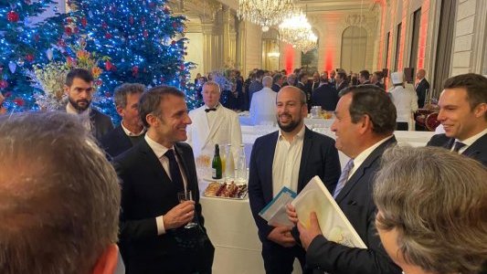 Emmanuel Macron reçoit le syndicaliste agricole Max Bauer à l'Elysée