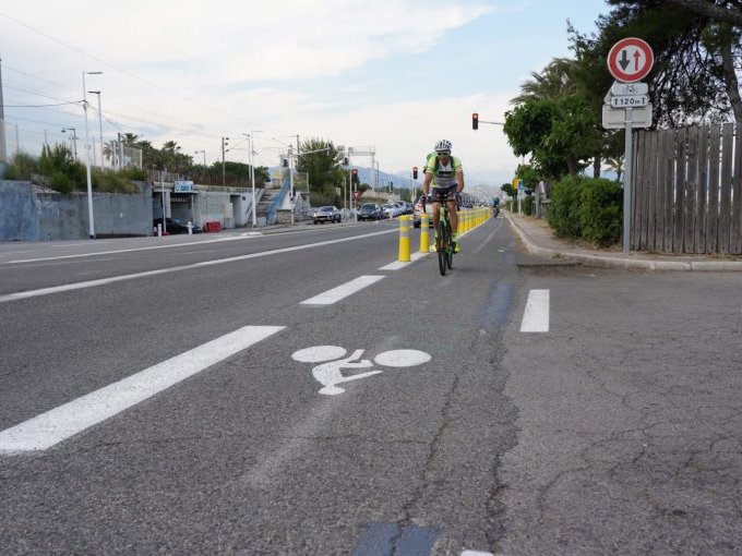 Piste cyclable Antibes-Vi