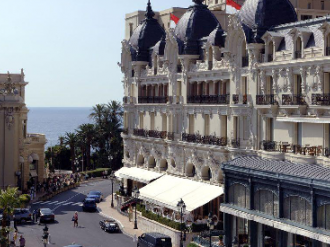 Une vente événement / L'Hôtel de Paris de Monte Carlo : 4 000 lots vendus aux enchères en 6 jours