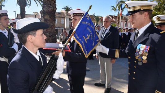  « La France a besoin de Héros pour lutter contre l'obscurantisme »