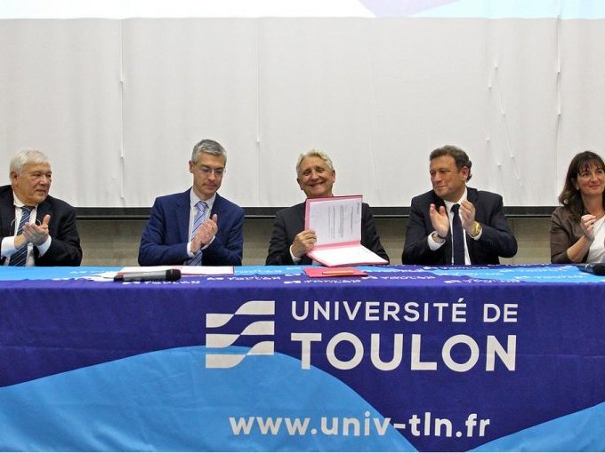 A l'Université de Toulon,