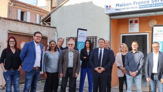  France Services signe le retour du service public au cœur des territoires 