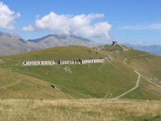 Cet été, partez à la découverte de la Riviera française avec guide conférencier