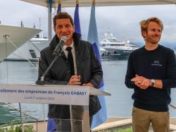  François Gabart rejoint le "Walk of Fame maritime" cannois