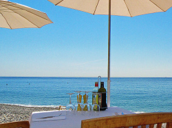 Concessions des plages de Nice : 14 établissements de bain & 3 bases nautiques renouvelés