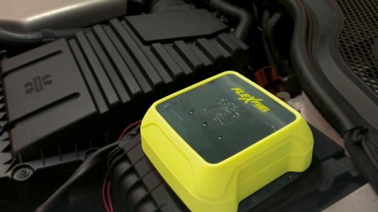 FLEXFUEL lance un boîtier doté d'intelligence artificielle pour affiner l'injection d'éthanol