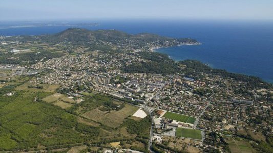 Dans le Var, quelles solutions pour la remise en culture des terres en friche ?