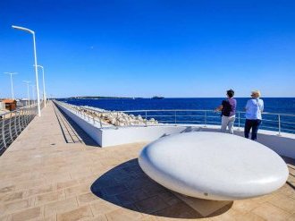 Quai Laubeuf à Cannes : la jetée Joséphine Baker et sa promenade panoramique n'attendent plus que vous !