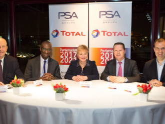 Le Groupe PSA et Total renouvellent leur partenariat historique