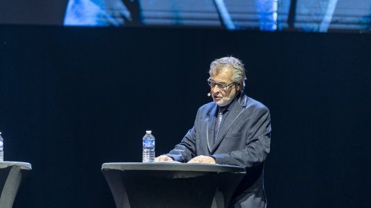  Philippe Leonelli : « 2024, une étape essentielle pour Cavalaire-sur-Mer »