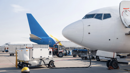 Air France-KLM et TotalEnergies signent un protocole d'accord sur la fourniture de carburant durable 