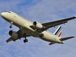 Fêtes de fin d'année : Air France ajoute des vols vers Caen, Biarritz et Rennes au départ de Nice