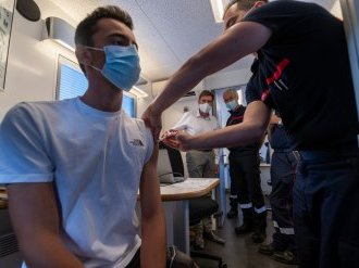 Vaccination sans rendez-vous à Valberg : plus de 100 personnes vaccinées ce lundi