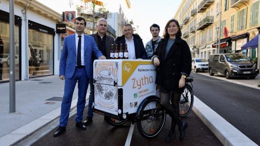 Les bières de la Brasserie artisanale livrées en vélo-cargo électrique 