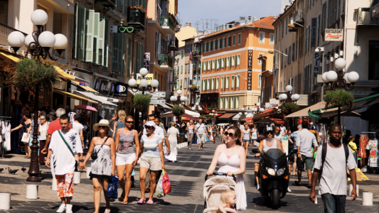 Nice : durcissement de la réglementation des locations meublées touristiques