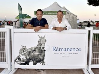 Naming du rond de présentation de l'hippodrome de la Côte d'Azur