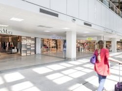 L'aéroport Nice Côte d'Azur publie un important appel d'offres pour 28 espaces de vente