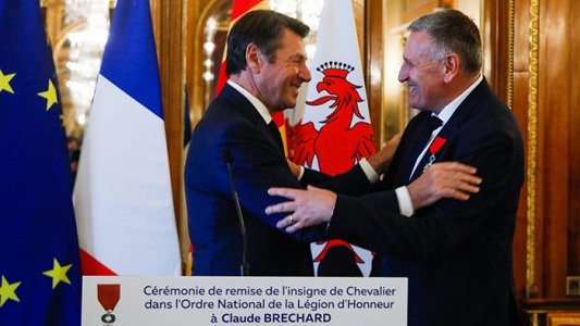 Claude Bréchard fait Chevalier de la Légion d'Honneur