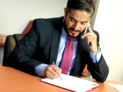 Avocats : Honoraires et clauses abusives Avocats : Honoraires et clauses abusives