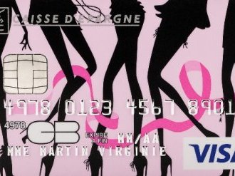 Journée de la Femme : Chantal Thomass et la Caisse d'Epargne s'associent pour soutenir la lutte contre le cancer du sein en lançant une série limitée de cartes bancaires.