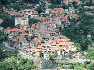 SAINT MARTIN VÉSUBIE : Construction d'hébergements hôteliers