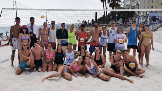 Movida Beach Open : la grande fête du volley mixte sur le Quai des États-Unis