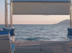  Cannes fait son cinéma dans le nouveau film Air France de consignes de sécurité à bord