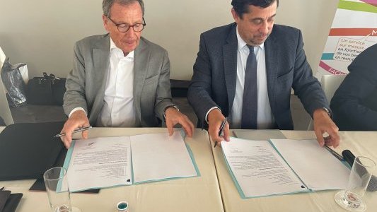 La FNTV et Pôle emploi roulent sur la même trajectoire : signature d'un accord de coopération pour l'emploi et le recrutement