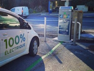 Le réseau WiiiZ de Cap AZUR, c'est 120 bornes de recharge électrique et hybride 