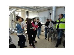 Egalité des chances dans l'éducation : 15 élèves du collège Jean-Henri Fabre découvrent les coulisses de l'Aéroport de Nice
