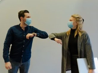 Nouveau protocole sanitaire en entreprise : retour de la convivialité