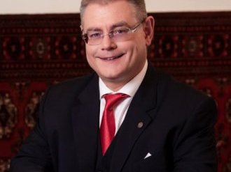 Ádám Tóth nouveau président du Conseil des Notariats de l'Union Européenne
